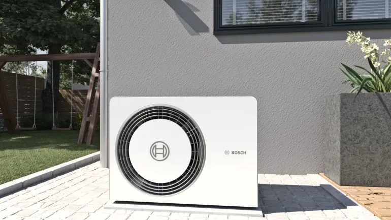 Außeneinheit einer Bosch Wärmepumpe Compress